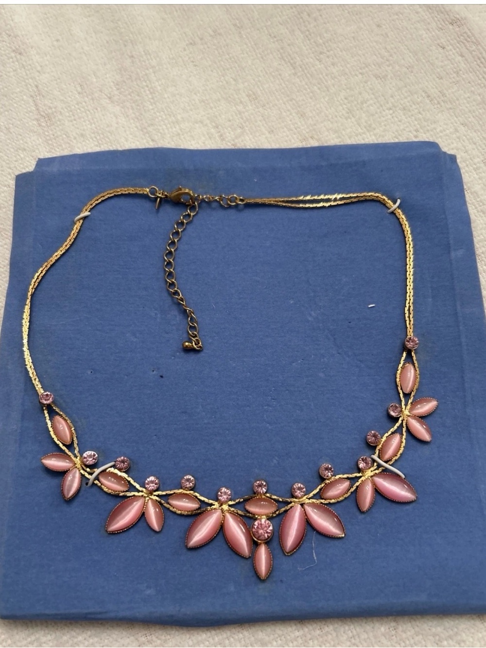 Vintage Avon golden and pink toned  Necklace